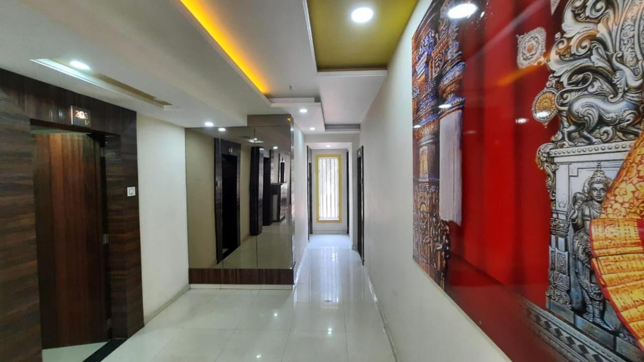 Hotel Royal Treat Kolhápur Kültér fotó