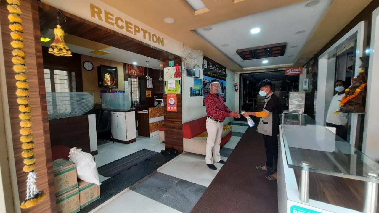 Hotel Royal Treat Kolhápur Kültér fotó